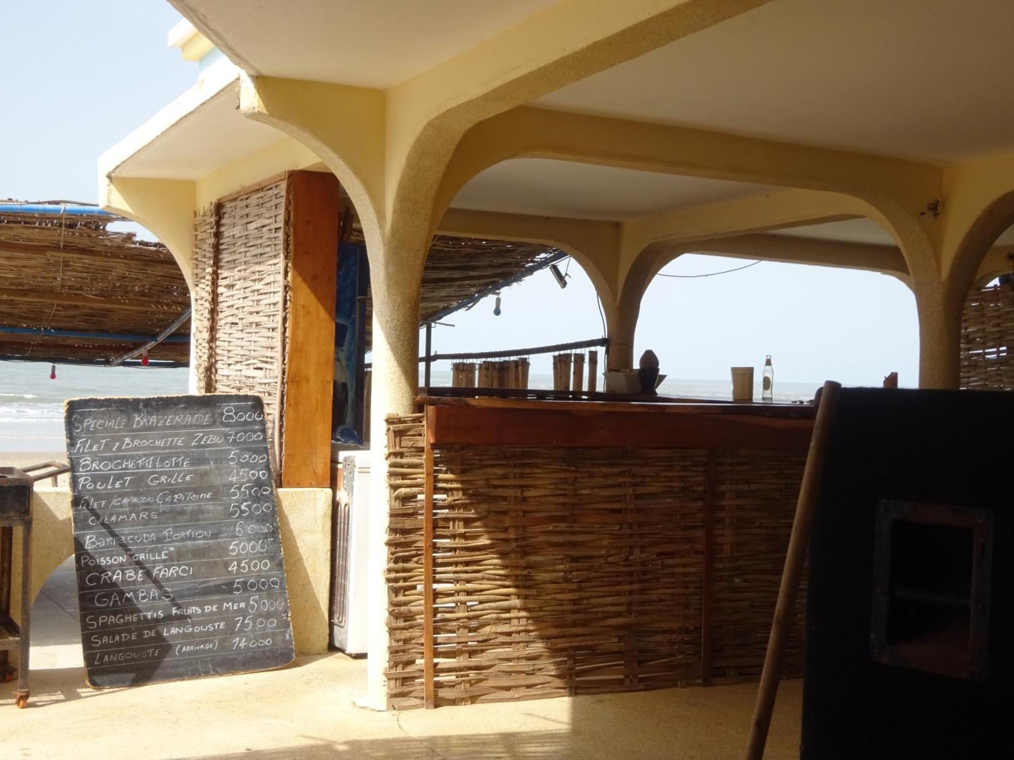 Hotel Du Bar De La Mer Cap Skirring Kabrousse Экстерьер фото
